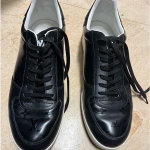 Louis Vuitton Sneakers LV size 10